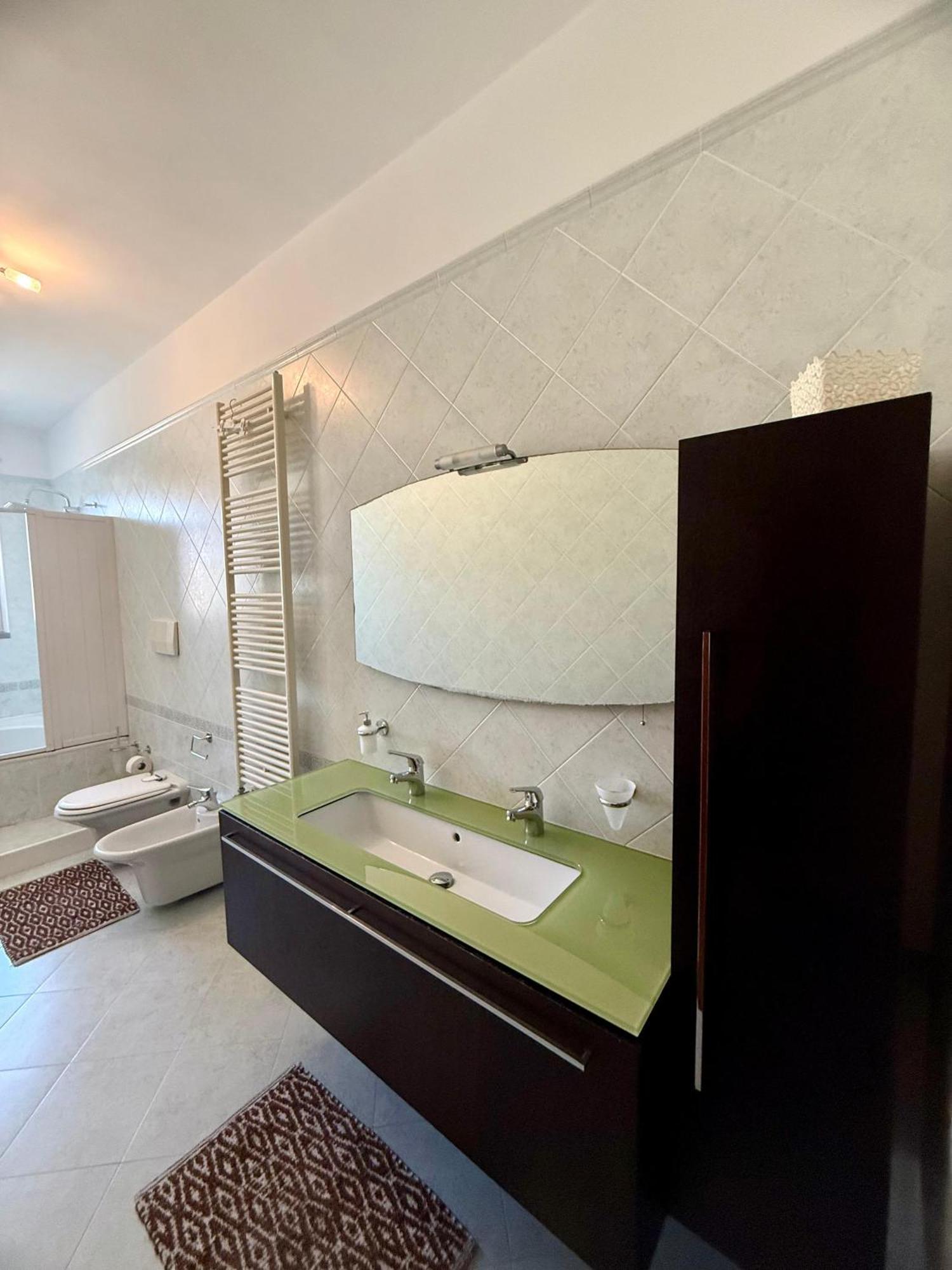 Appartamento con 2 Camere da Letto