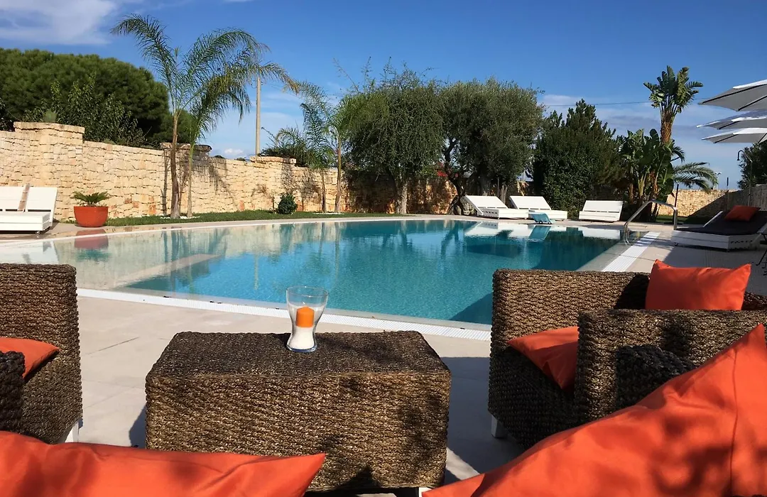 Carone Suite-Charme&Pool-1